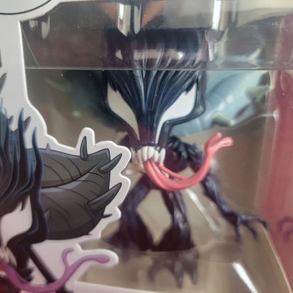 Venomized groot funko # 511 (nib) With pop protector - Picture 3 of 7